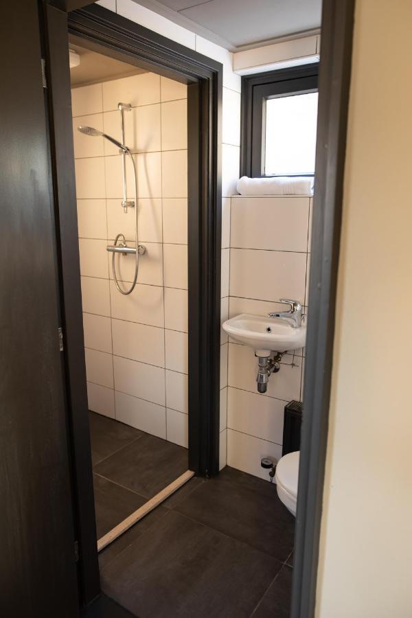 Yep! Slapen Bij De Sluis Bed & Breakfast Blokzijl Eksteriør bilde